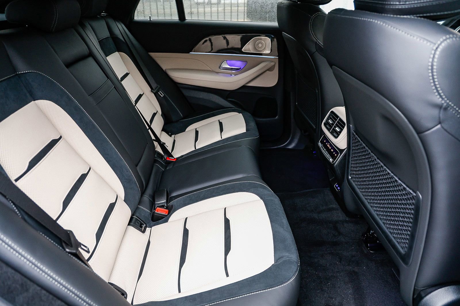 New 2026 Mercedes-Benz GLE 63 AMG S image 18