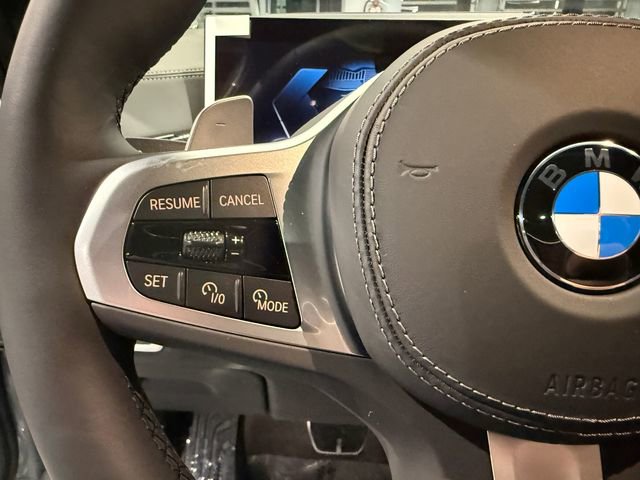 Used 2026 BMW X7 xDrive40i w/ M Sport Package image 24