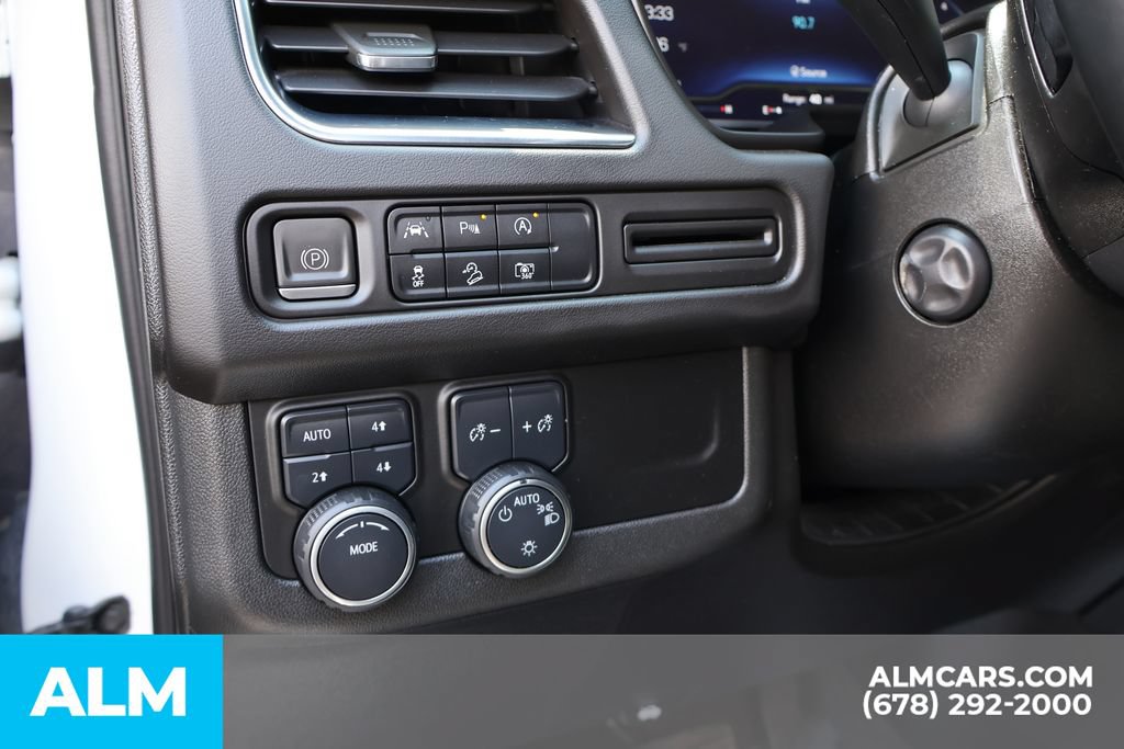 Used 2023 Chevrolet Tahoe Z71 w/ Luxury Package AWD/4WD image 10