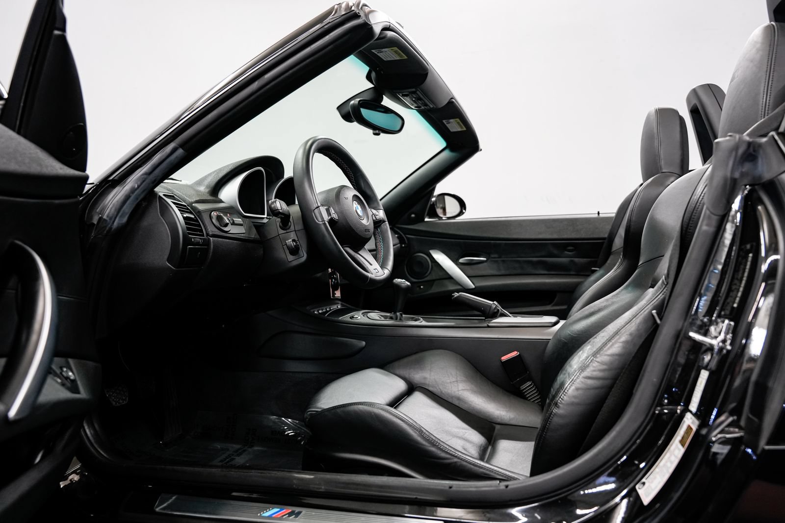 Used 2007 BMW M Roadster RWD image 17