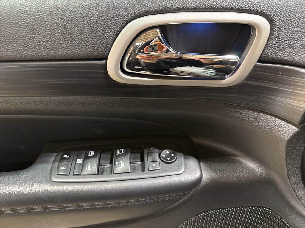 Certified 2020 Jeep Grand Cherokee Altitude image 25