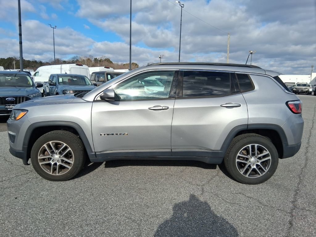 Used 2018 Jeep Compass Latitude w/ Popular Equipment Group image 8