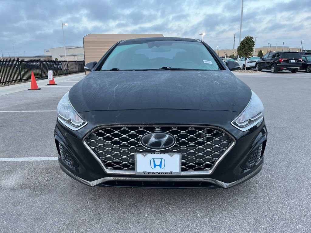Used 2019 Hyundai Sonata Limited w/ Ultimate Package 04 image 2