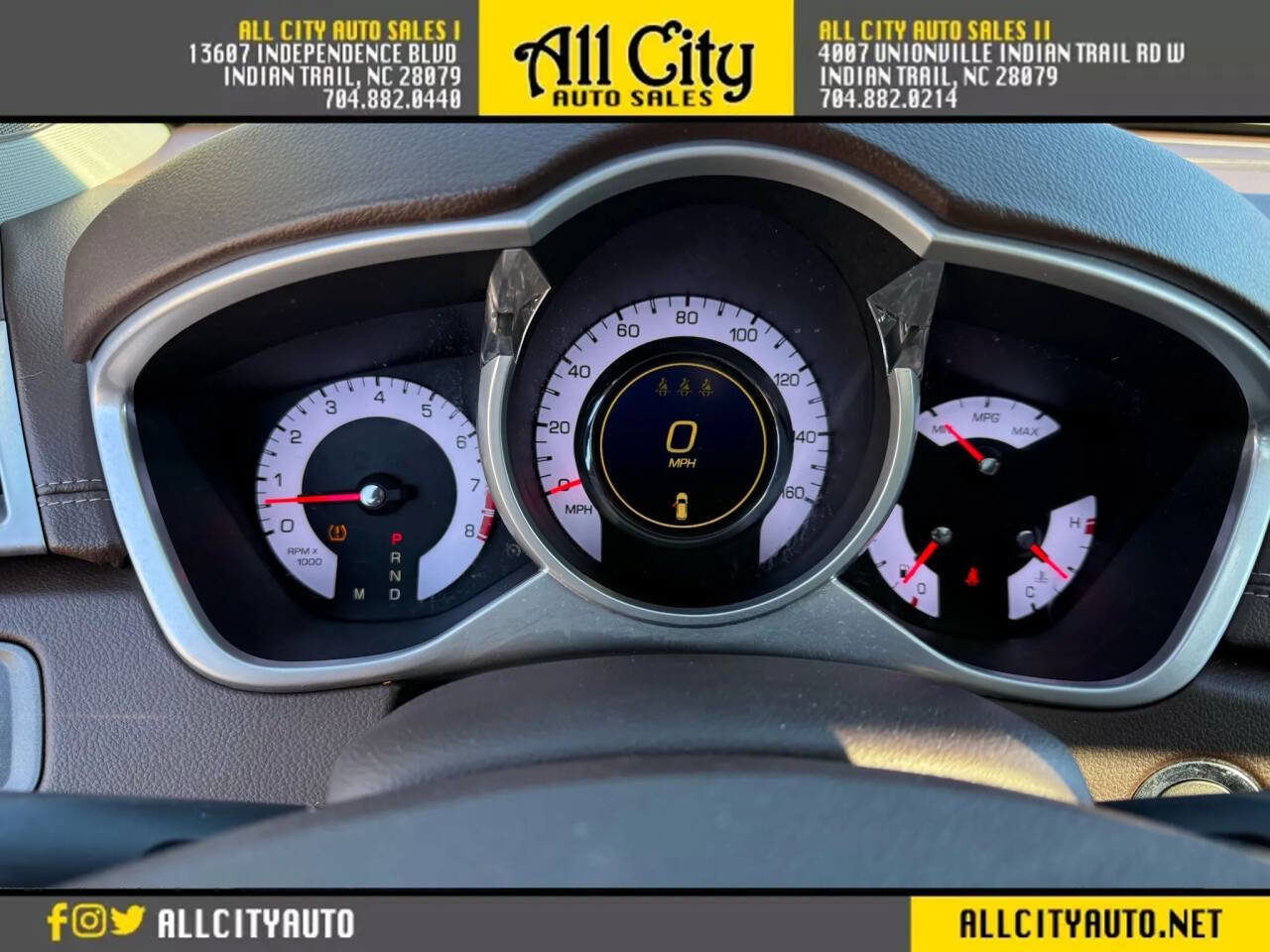 Used 2010 Cadillac SRX Premium image 18