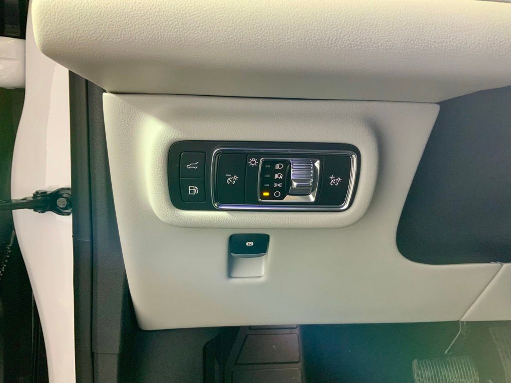 New 2026 Lincoln Nautilus Reserve image 21