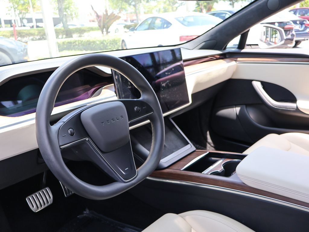Used 2023 Tesla Model S Standard Range AWD/4WD image 29