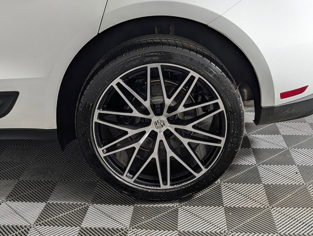 New 2026 Porsche Macan S image 12