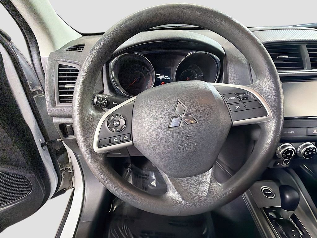 Used 2023 Mitsubishi Outlander Sport AWD image 14