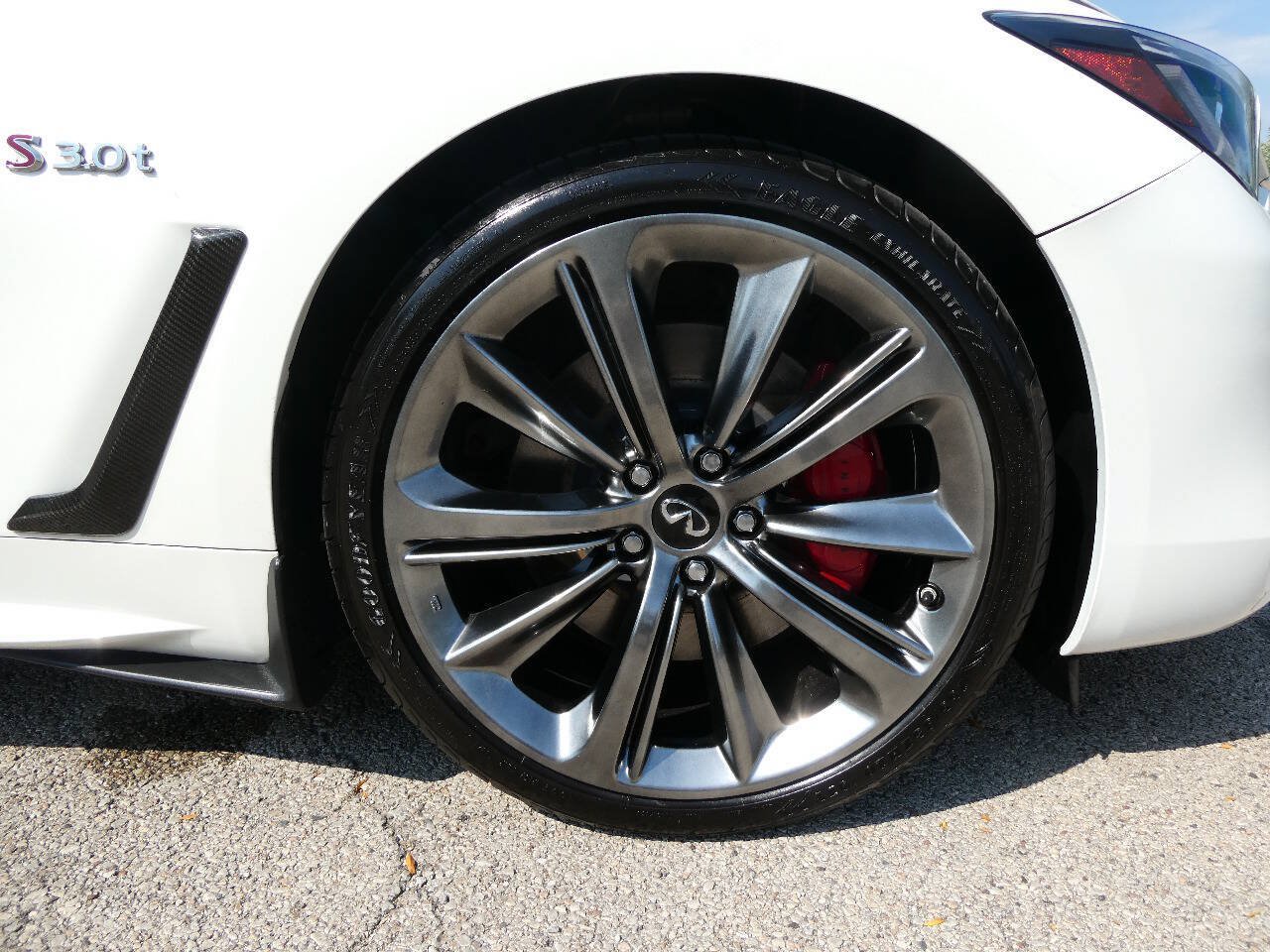 Used 2020 INFINITI Q60 Red Sport 400 w/ Proactive Package AWD/4WD image 34