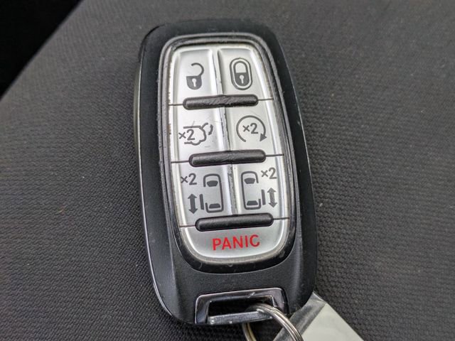 Used 2023 Chrysler Voyager LX image 37