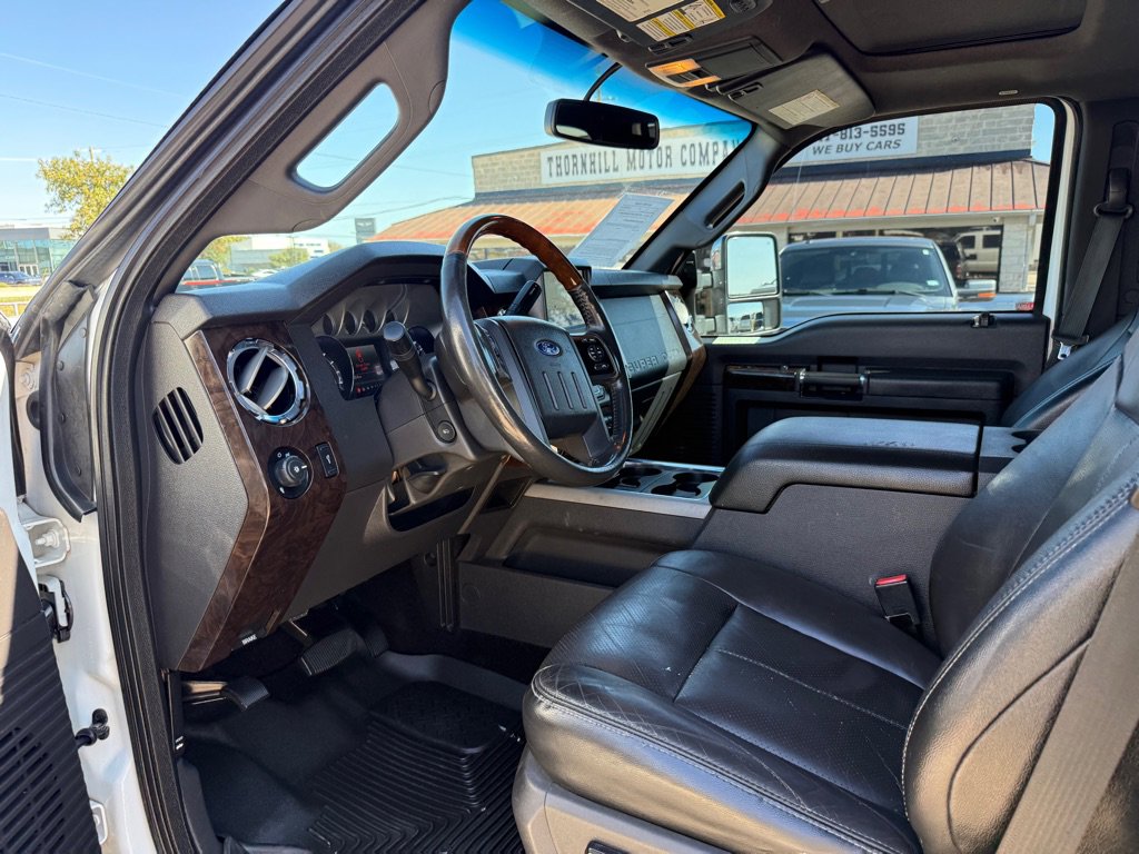 Used 2016 Ford F250 Lariat w/ Lariat Ultimate Package AWD/4WD image 15