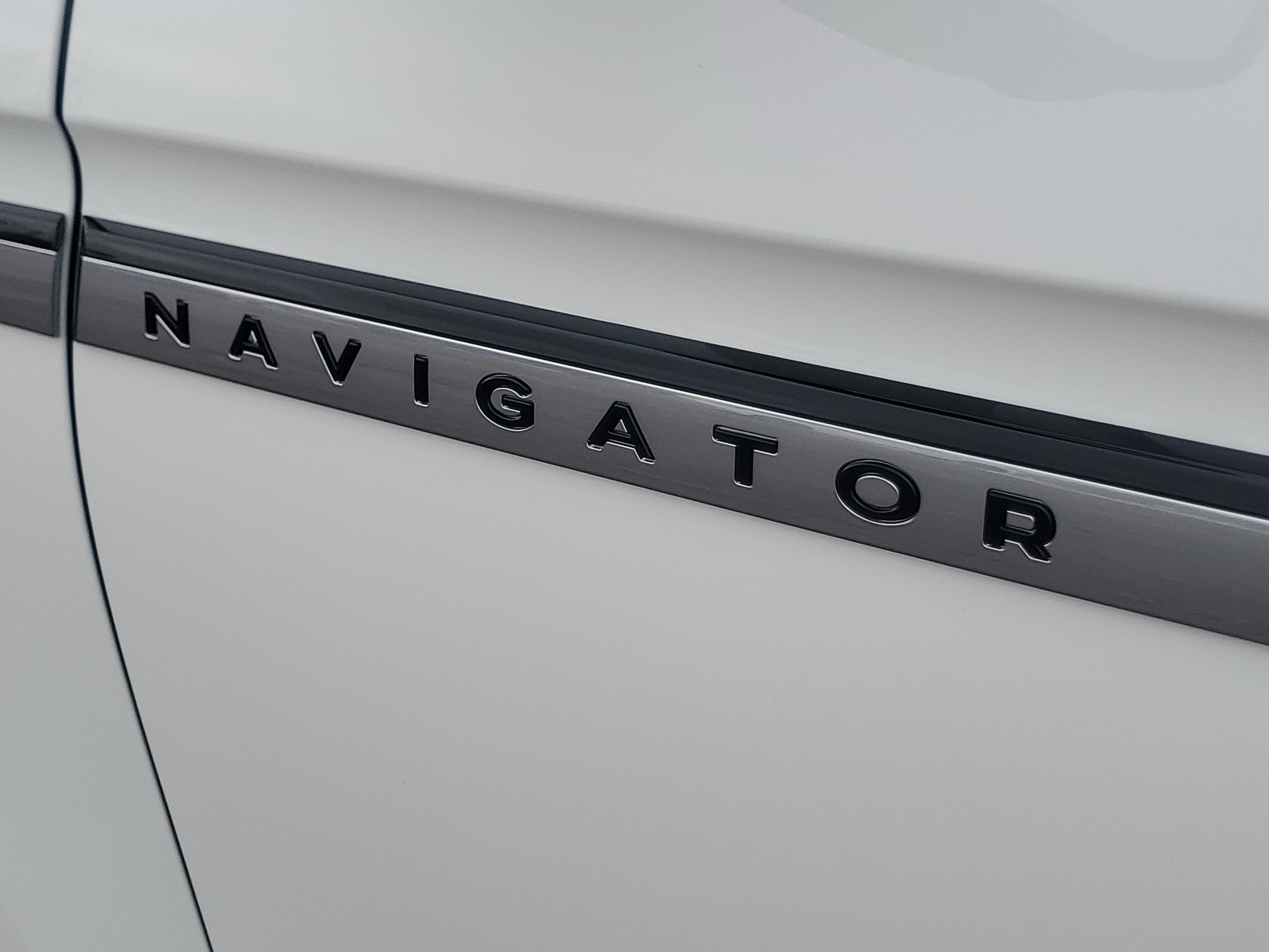 New 2027 Lincoln Navigator Reserve AWD/4WD image 7