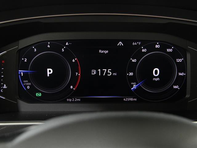 Certified 2019 Volkswagen Tiguan SEL image 8