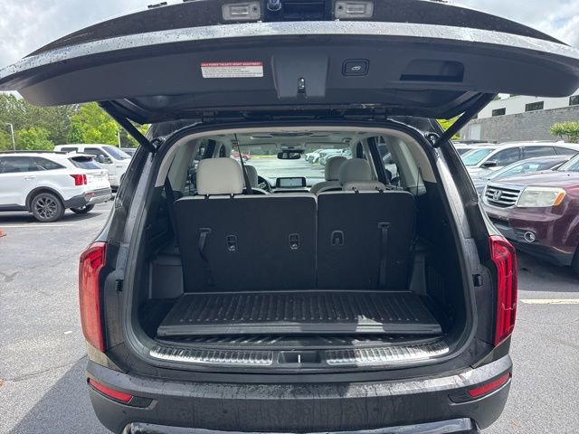 Certified 2022 Kia Telluride SX w/ Nightfall Edition Package AWD/4WD image 5