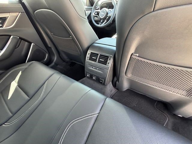 New 2024 Jaguar XF R-Dynamic SE AWD/4WD image 20