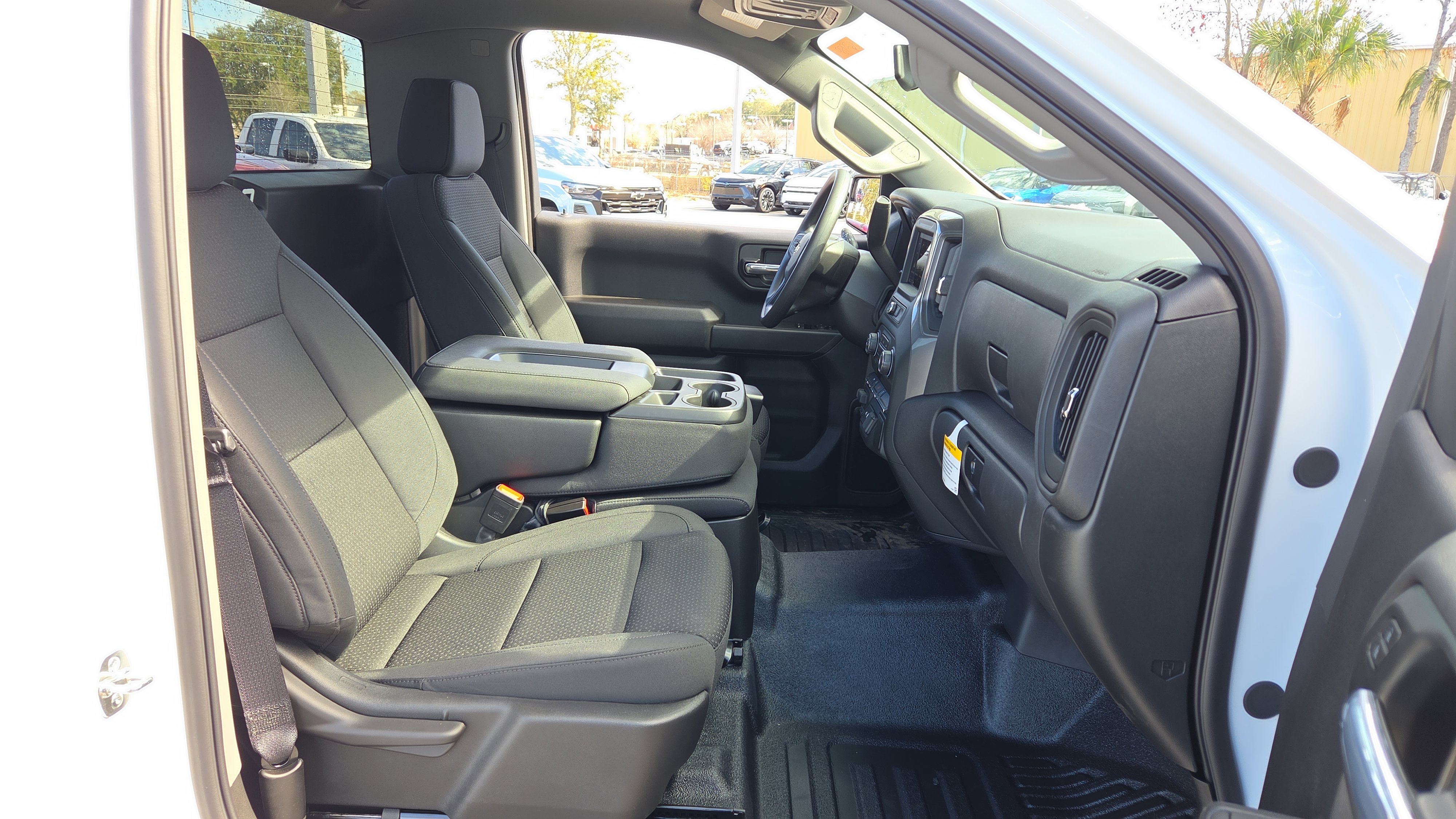 New 2025 Chevrolet Silverado 1500 W/T w/ WT Value Package AWD/4WD image 15
