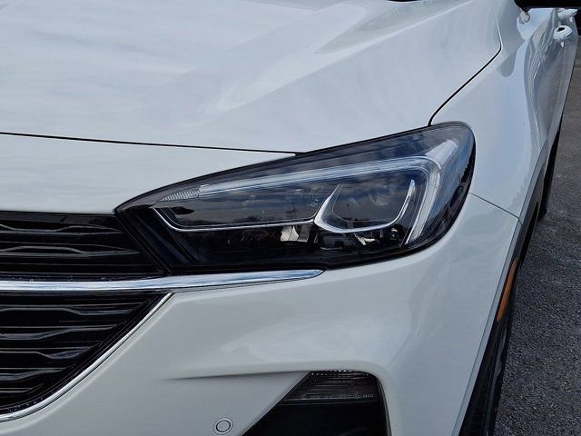 Used 2020 Buick Encore GX Essence w/ Advanced Technology Package image 8