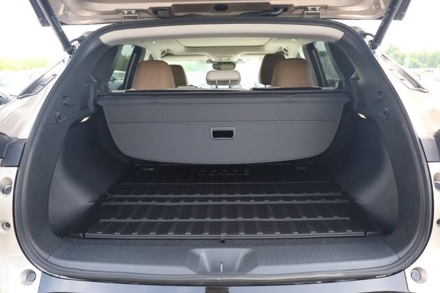New 2026 Nissan Murano Platinum w/ Cargo Package AWD/4WD image 7