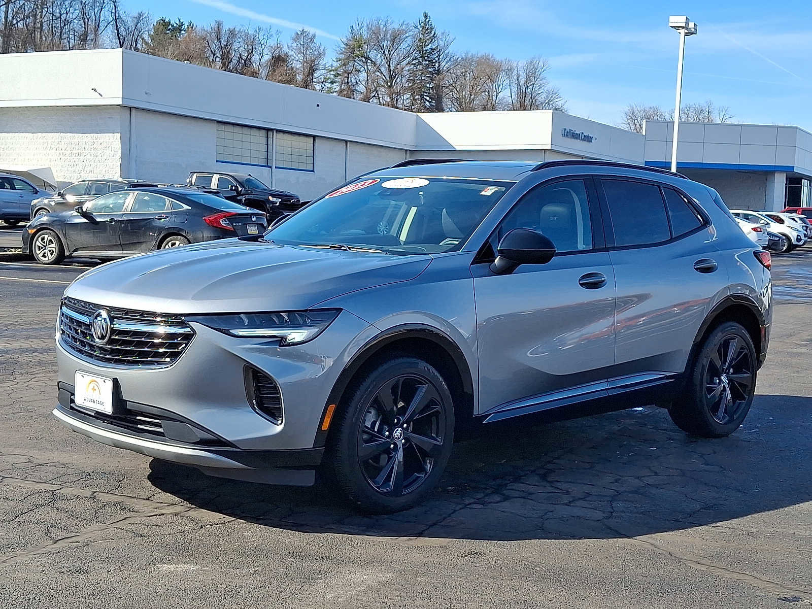 Used 2023 Buick Envision Essence w/ Sport Touring Package image 3