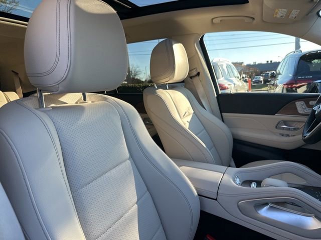Used 2026 Mercedes-Benz GLS 450 4MATIC image 36