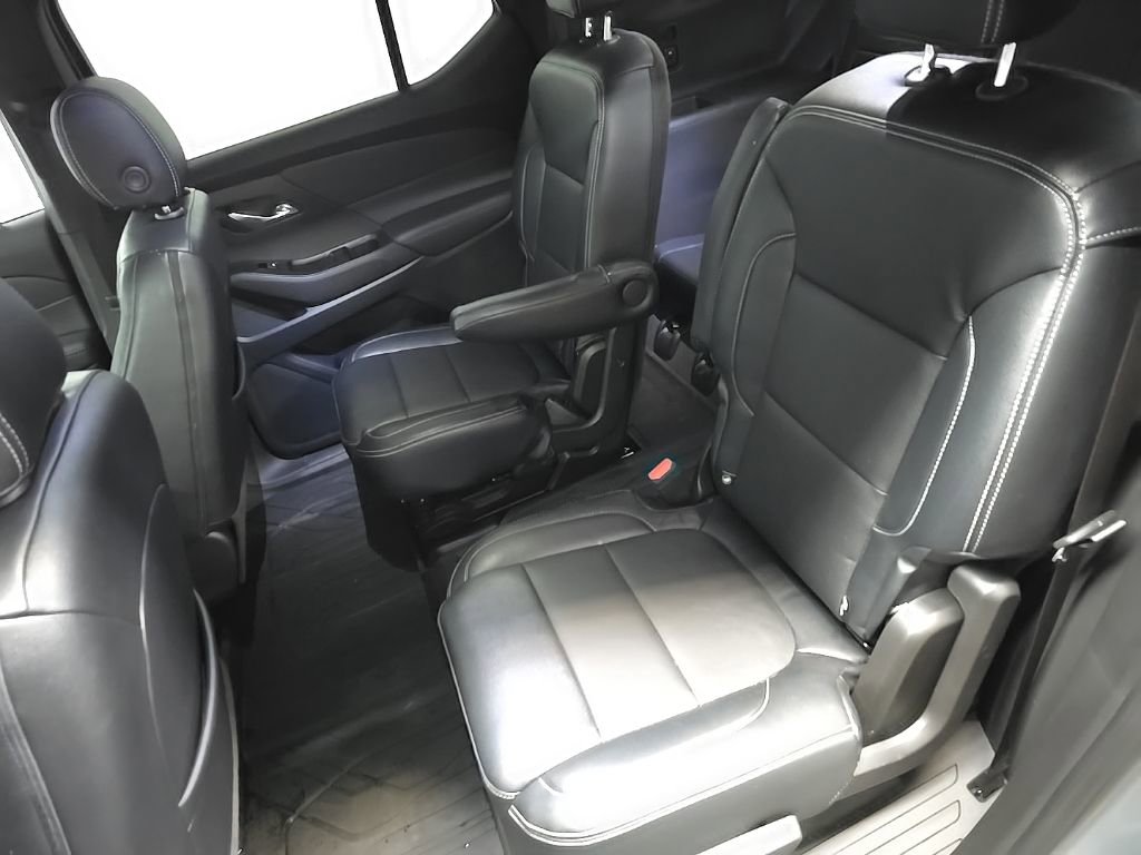 Used 2023 Chevrolet Traverse LT image 31