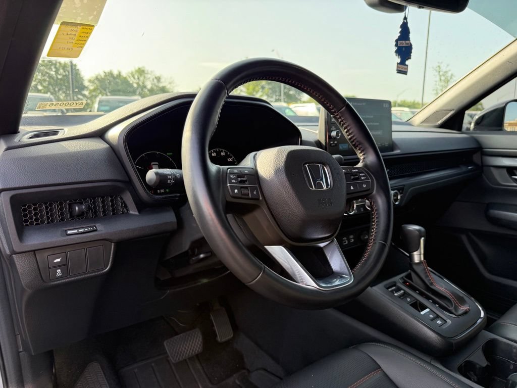 Used 2025 Honda CR-V Sport-L image 11