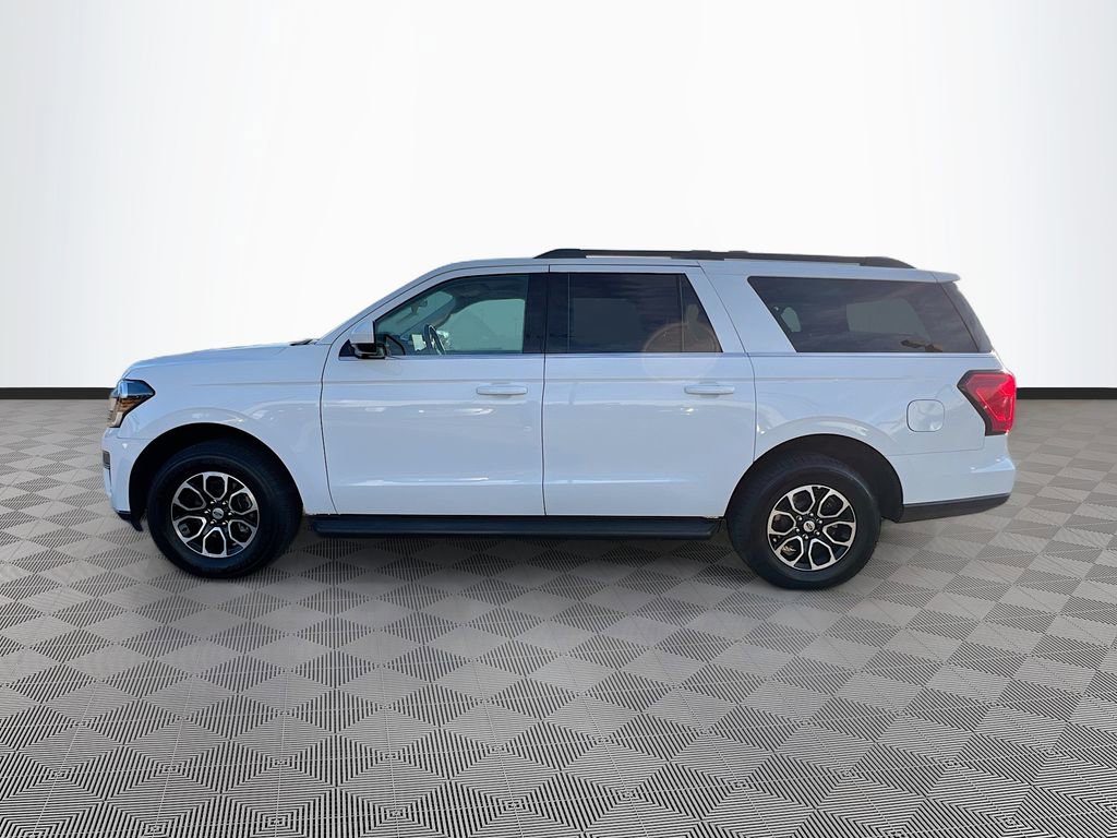 Used 2024 Ford Expedition Max XLT image 4