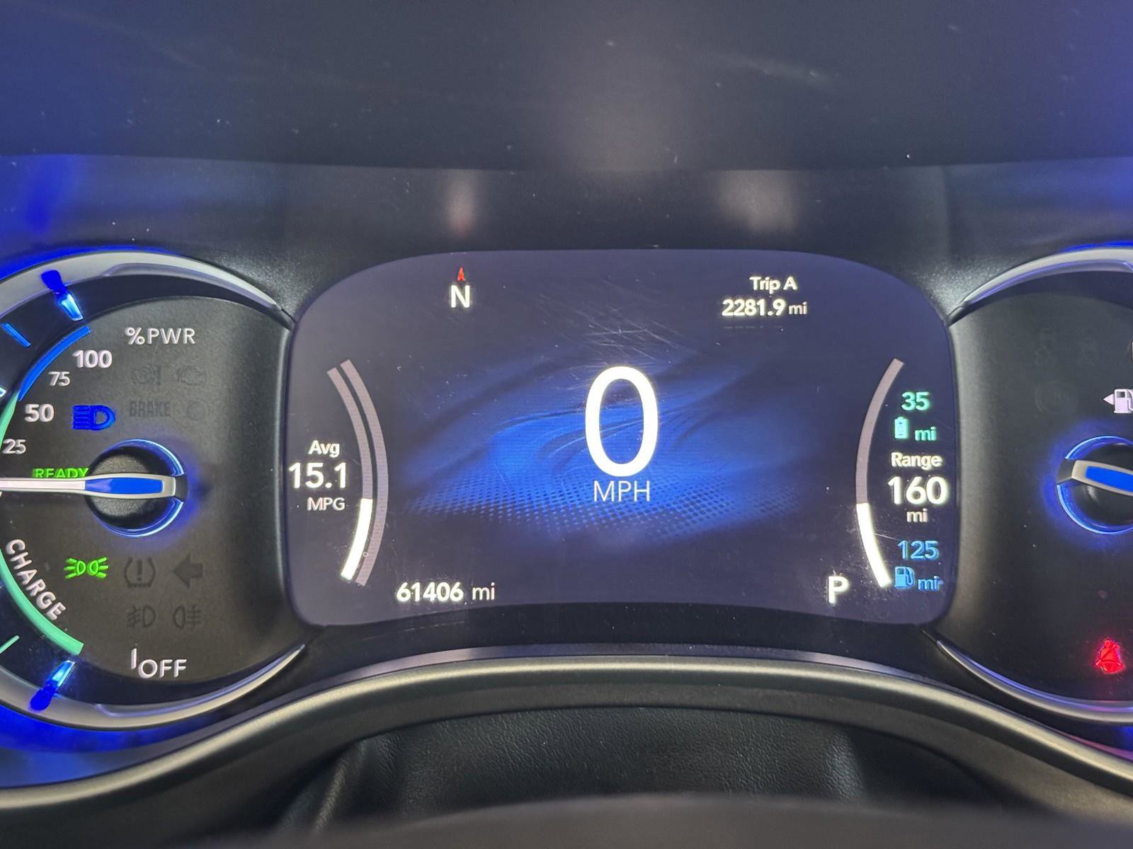 Used 2023 Chrysler Pacifica Touring-L image 11