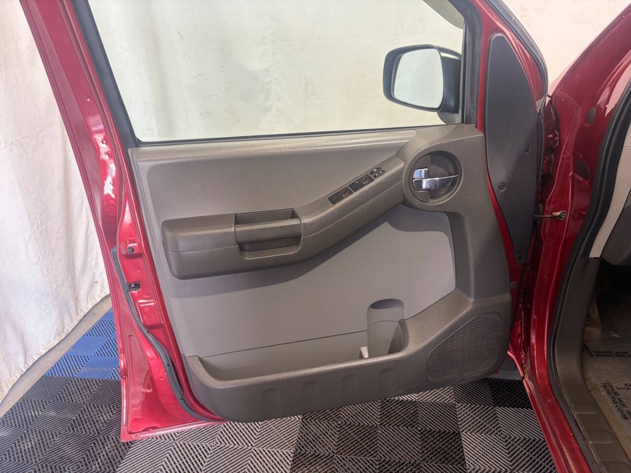 Used 2013 Nissan Xterra S w/ Value Package AWD/4WD image 8