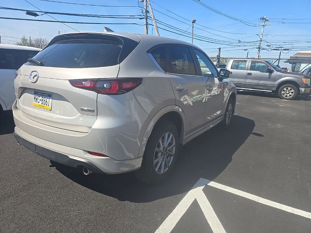 Used 2025 MAZDA CX-5 AWD 2.5 S w/ Preferred Package image 4