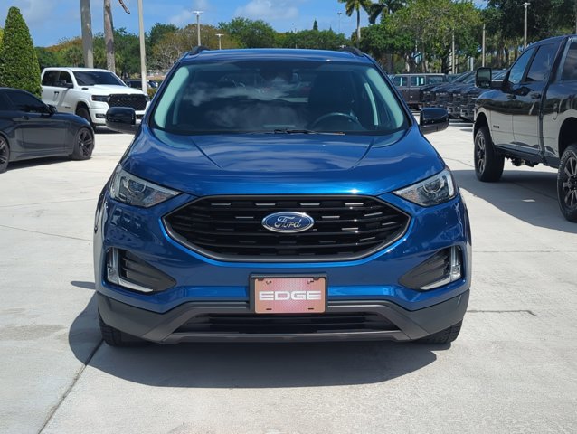 Used 2022 Ford Edge SEL w/ Sport Appearance Package image 2