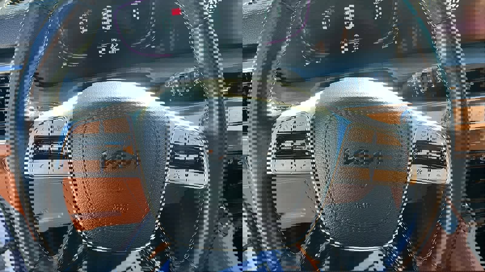 Used 2023 Kia Telluride EX X-Line image 11