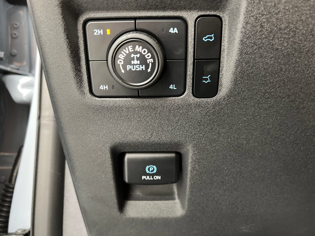 Used 2025 Ford Expedition Tremor AWD/4WD image 62