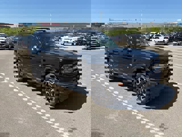 Used 2023 Ford Bronco Sport Outer Banks w/ Tech Package image 7