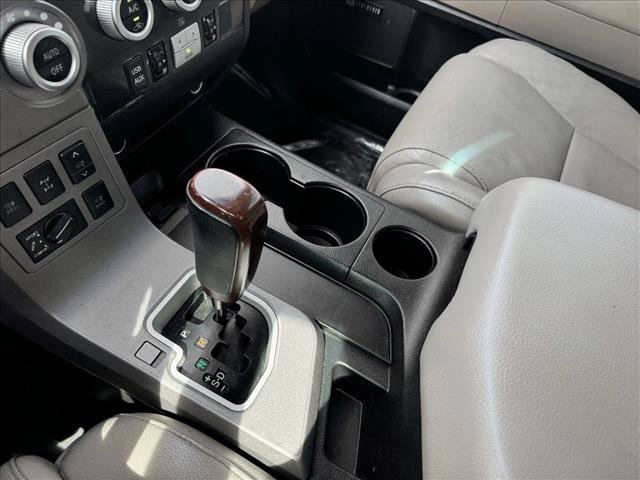 Used 2013 Toyota Sequoia Platinum AWD/4WD image 17