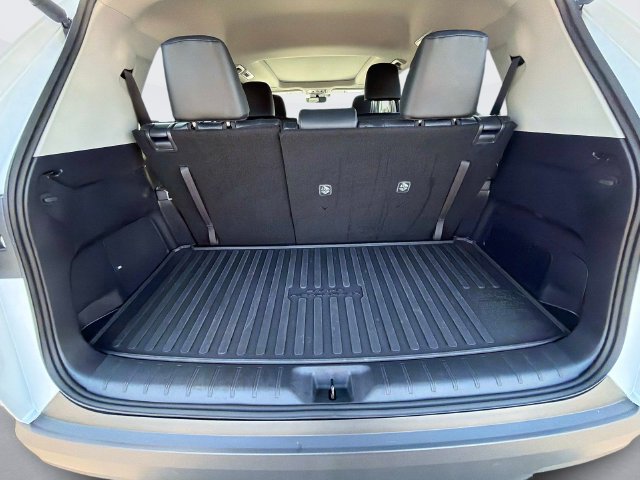 Used 2026 Toyota Grand Highlander FWD image 12