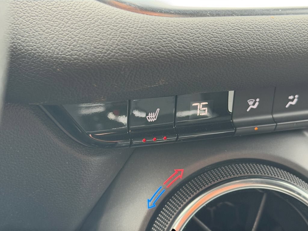 Used 2022 Chevrolet Blazer LT AWD/4WD image 33