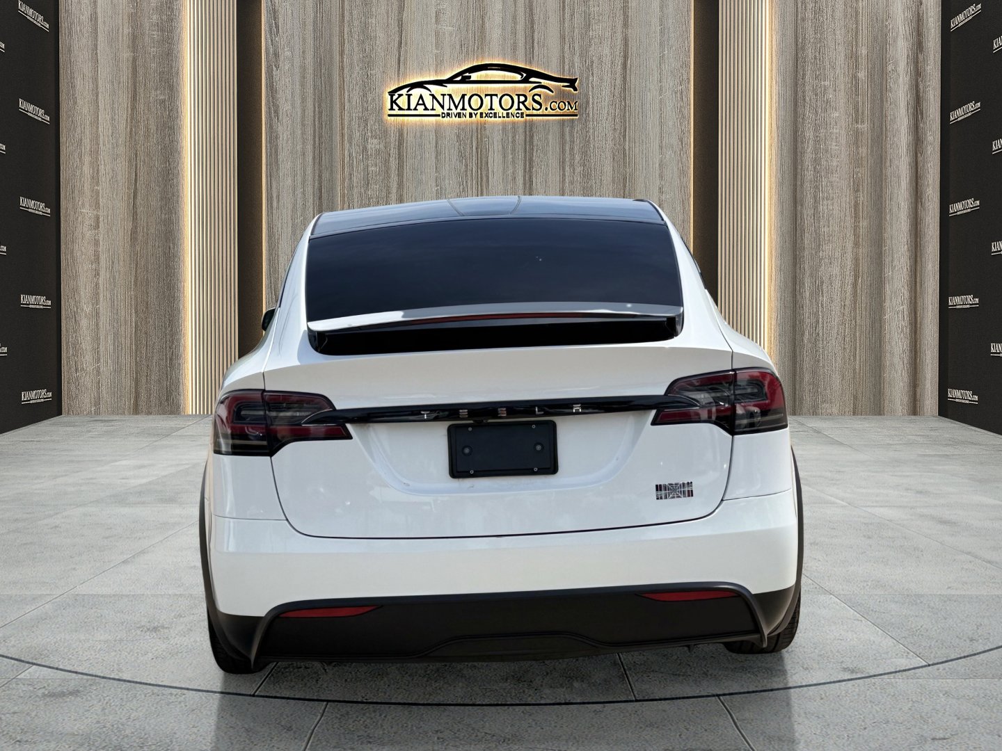 Used 2024 Tesla Model X Plaid image 12