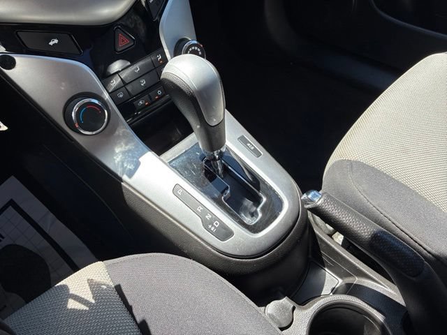 Used 2016 Chevrolet Cruze LS FWD image 20