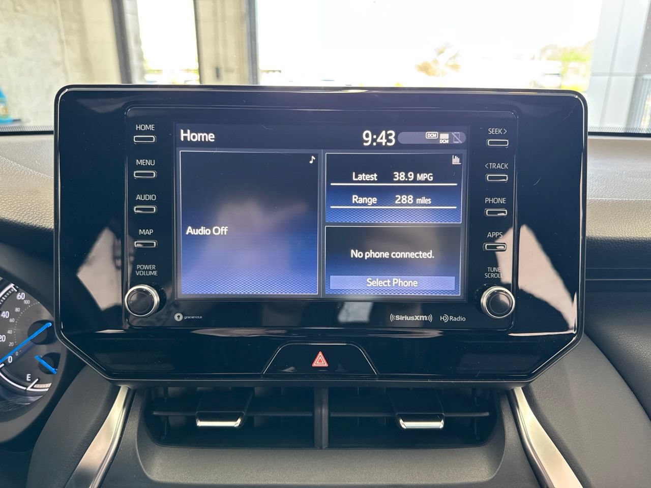 Used 2022 Toyota Venza XLE AWD/4WD image 23