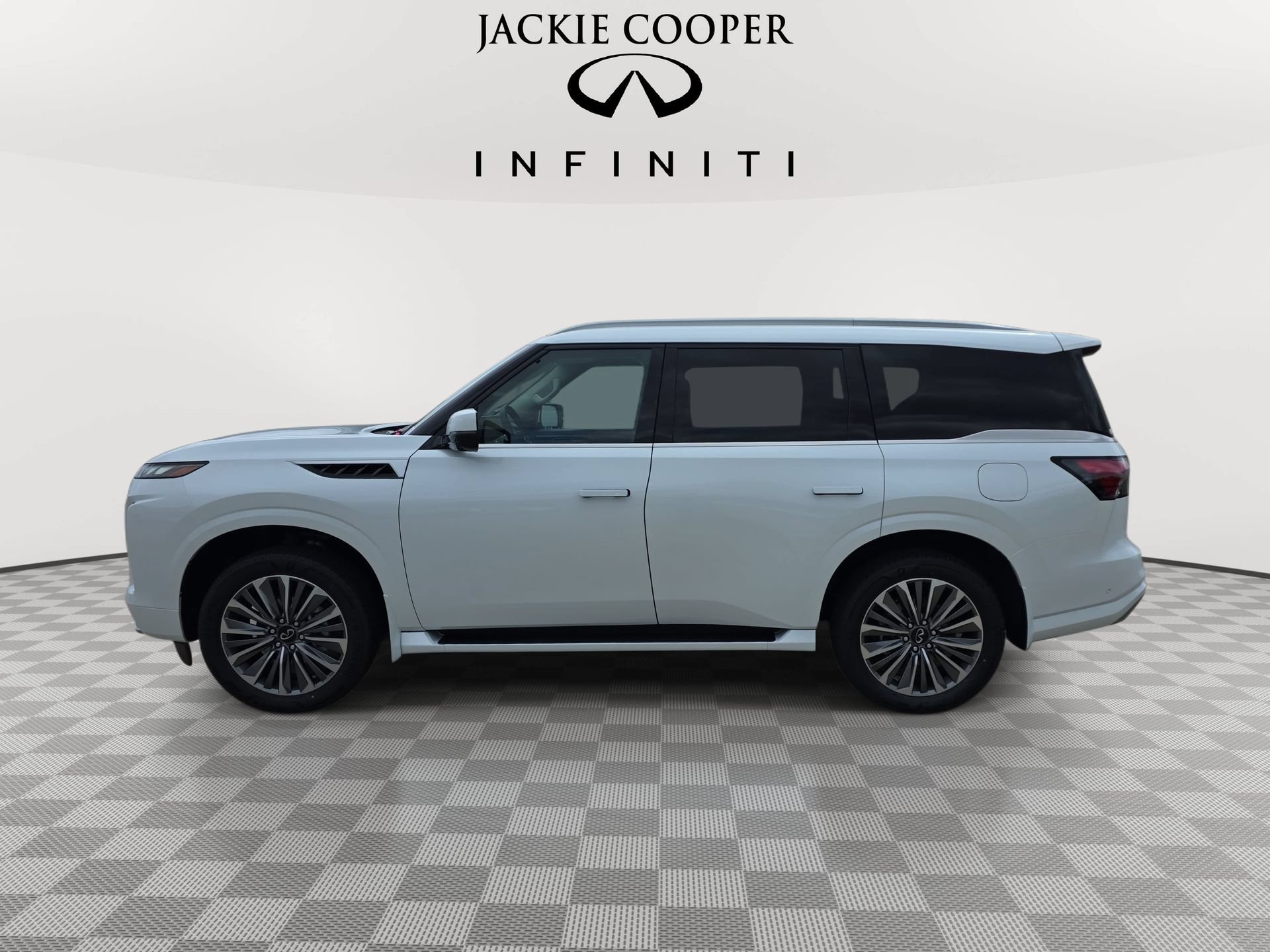 New 2026 INFINITI QX80 Luxe w/ Cargo Package RWD image 8
