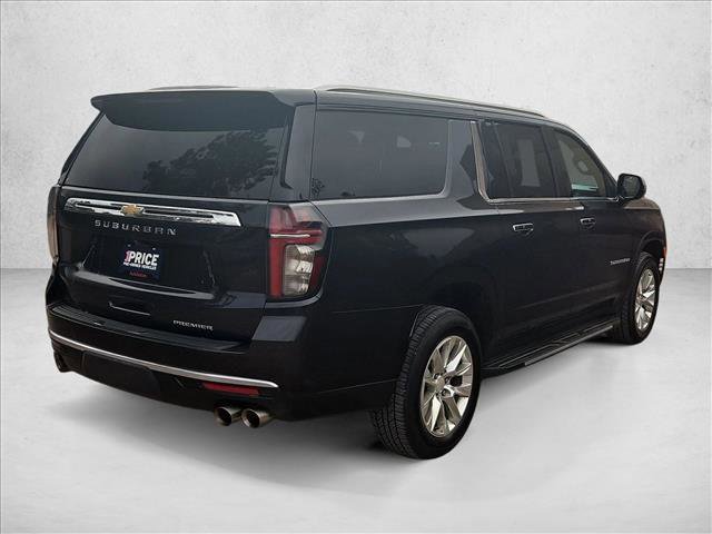 Used 2023 Chevrolet Suburban Premier image 5