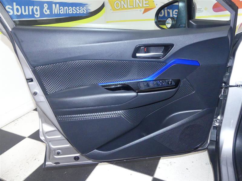 Used 2020 Toyota C-HR XLE image 21