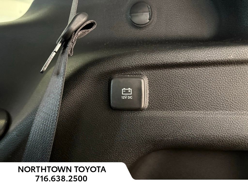 Used 2021 Jeep Grand Cherokee L Limited AWD/4WD image 36