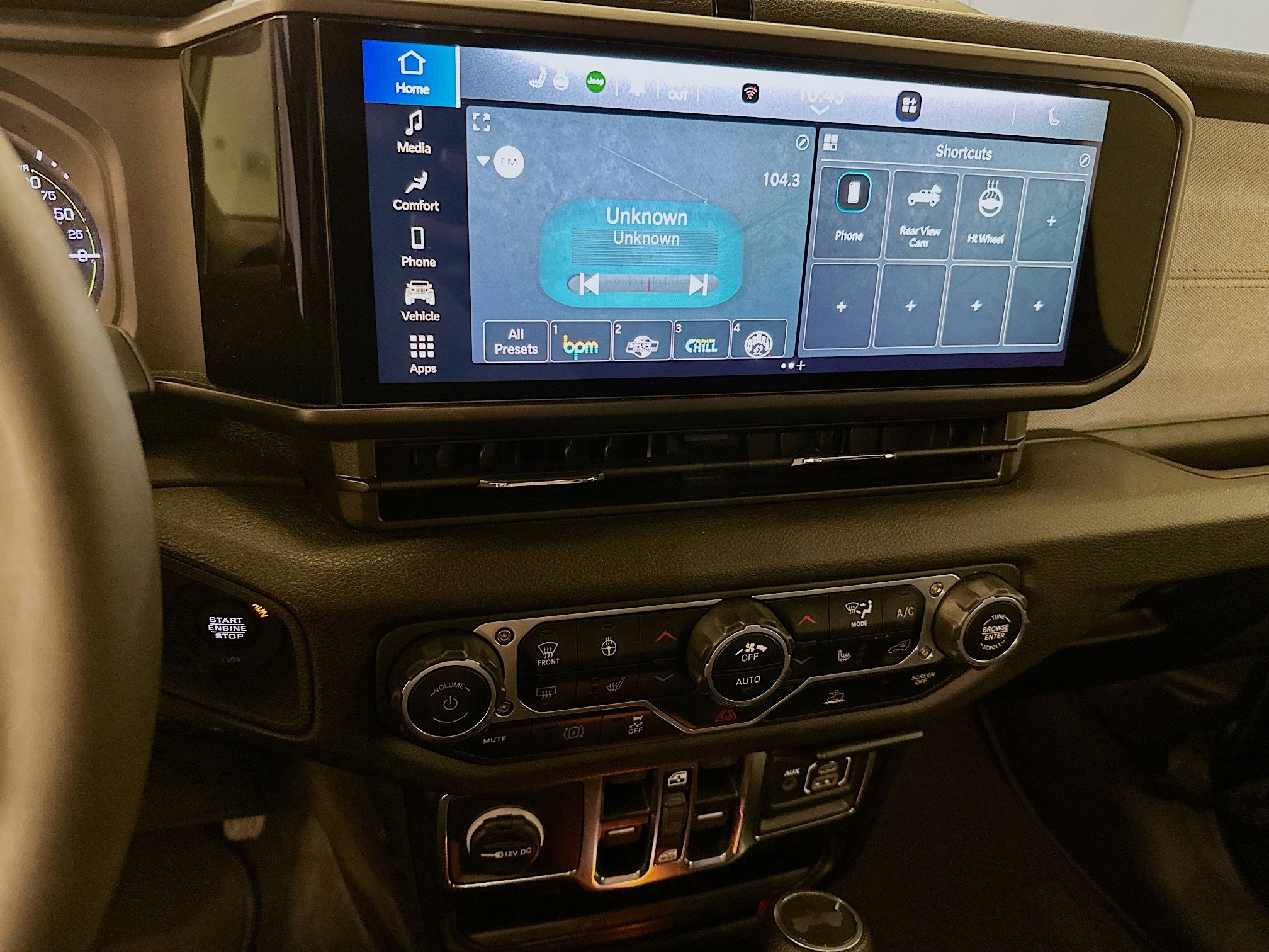 Used 2024 Jeep Wrangler Sport S w/ Dual Top Group image 25