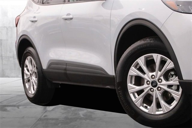 Certified 2025 Ford Escape Active image 3