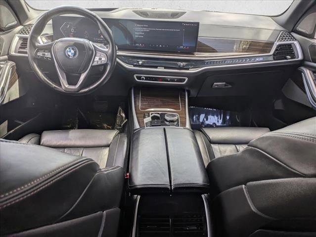 Used 2025 BMW X5 xDrive50e AWD/4WD image 15