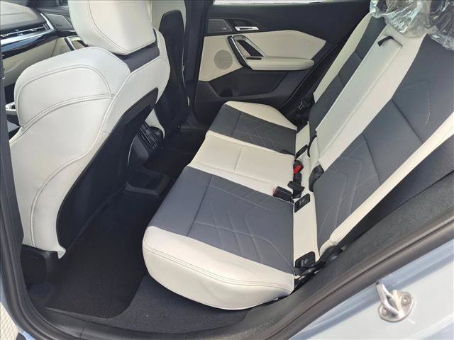 New 2026 BMW X2 xDrive28i w/ Technology Package AWD/4WD image 12