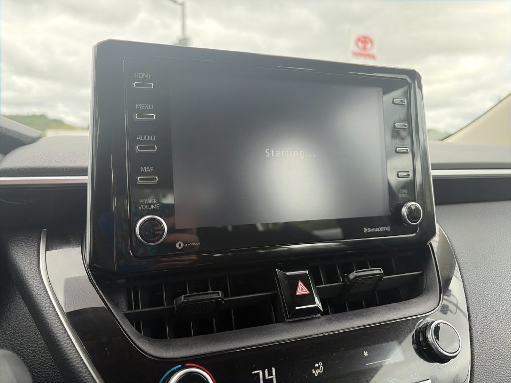 Used 2021 Toyota Corolla LE FWD image 21