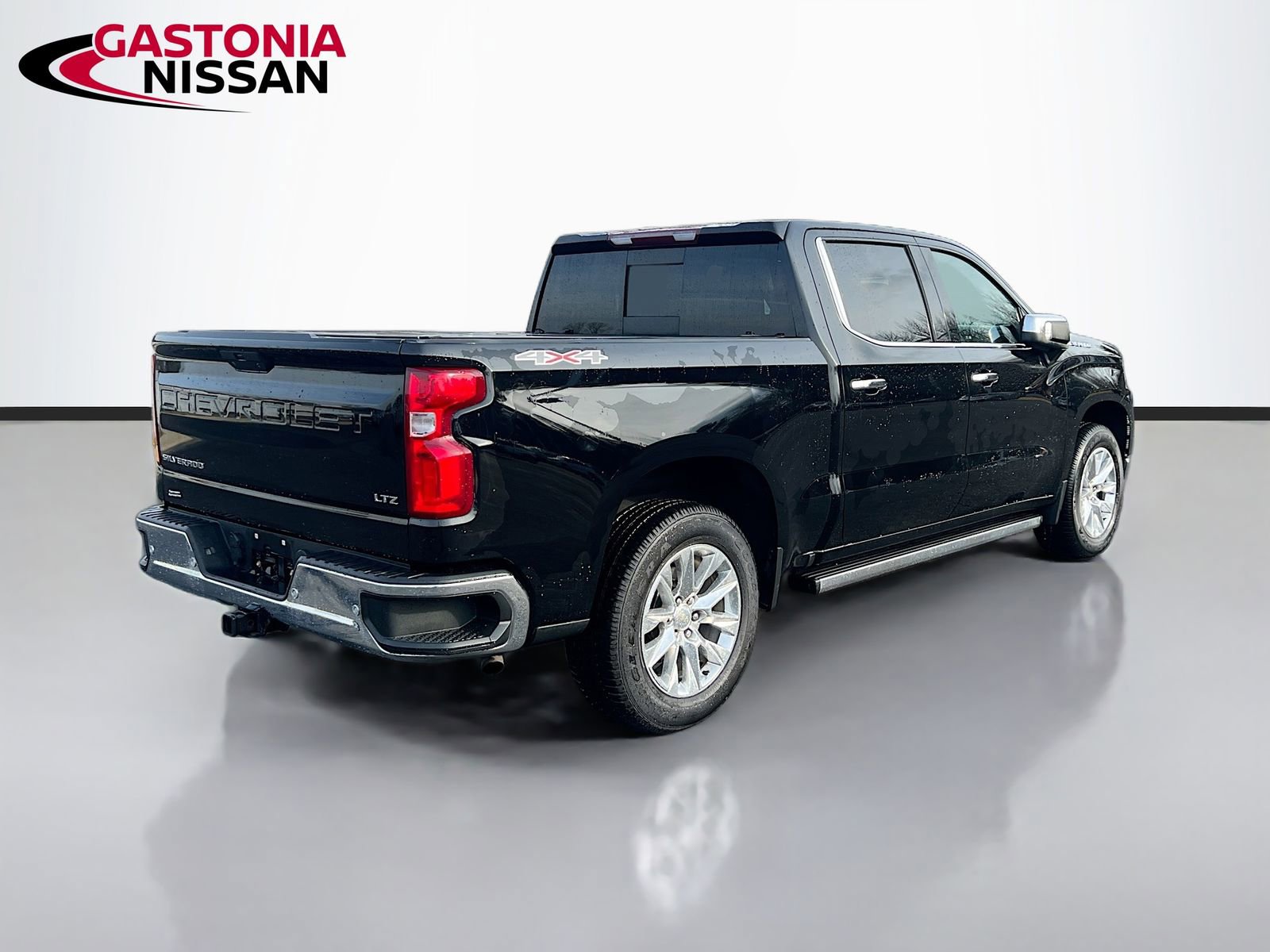 Used 2021 Chevrolet Silverado 1500 LTZ w/ LTZ Premium Package image 9